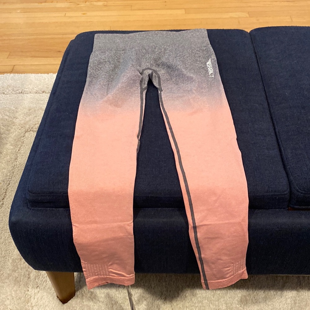 Brand new Gymshark ombré seamless legging - peach/pink/charcoal -small